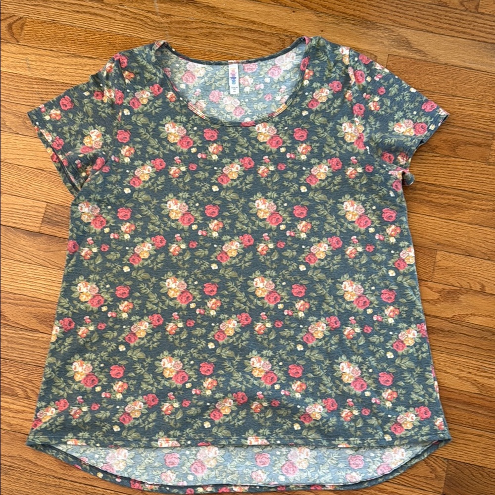 Floral Green Women's Top LuLaRoe